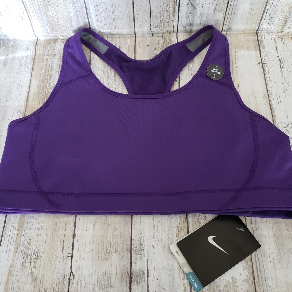 Size Large Nike Sports Bra